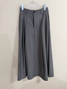 Commense Gray Pleated Skirt